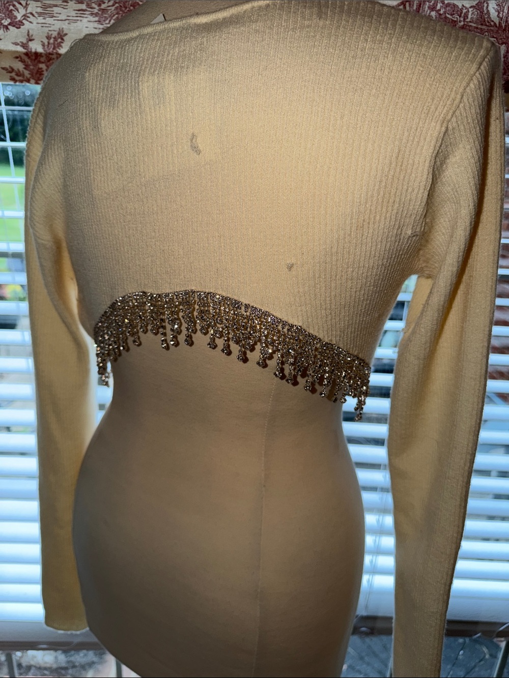 Zara Cream Lightweight Knit Sweater